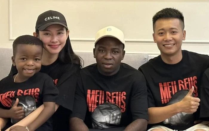 Thùy Tiên tá hỏa vì mặc quần ngược ra đường, bị fan dí sát nút phải bỏ trốn - Hình 5