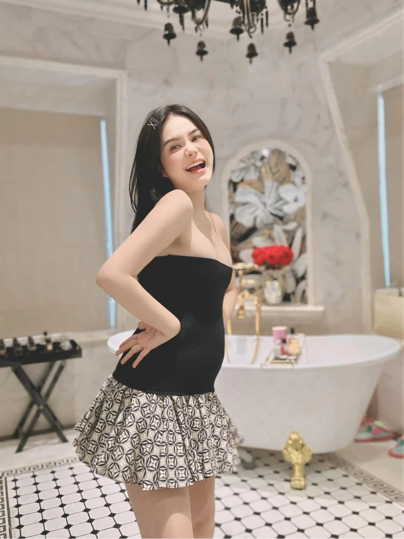 Đoàn Di Băng đi khám thai, đòi bỏ nhà đi sau khi biết giới tính của con? - Hình 1