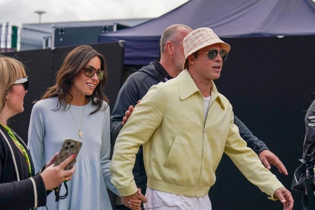 Angelina Jolie thấp thỏm vì con trai ruột duy nhất chưa tỏ thái độ với Brad Pitt - Hình 5