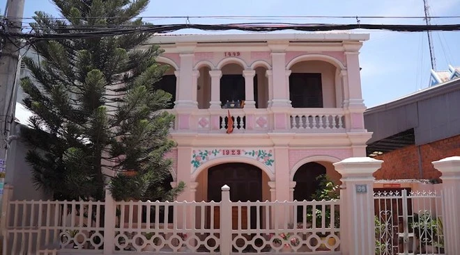 Bí ẩn căn biệt thự cổ nổi tiếng ở Bình Thuận với con số 1449 chưa lời giải đáp - Hình 3