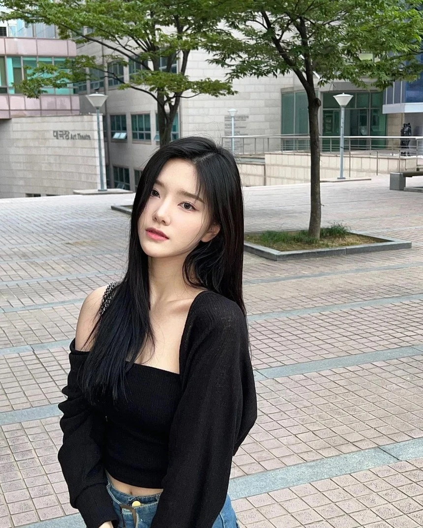 Lee Rayeon: Cựu idol Kpop gây sốt show hẹn hò bản Việt, visual xinh như búp bê - Hình 12