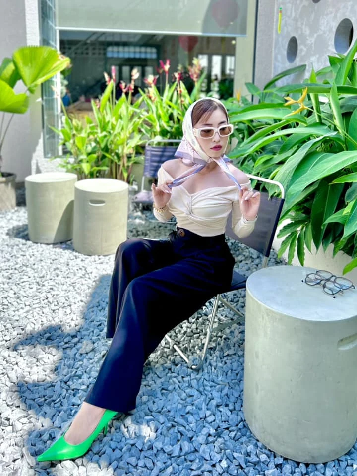 Tiktoker Kiều Duyên: Bà trùm bánh tráng, đám cưới đeo 11 cây vàng gây chấn động - Hình 9