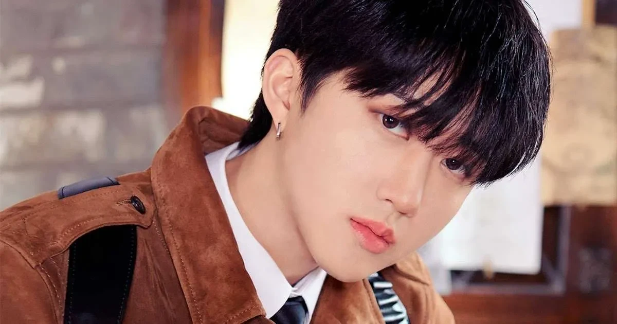 Changbin giọng khàn quyến rũ của Stray Kids, chiến thần rap nhanh nhất Kpop - Hình 1