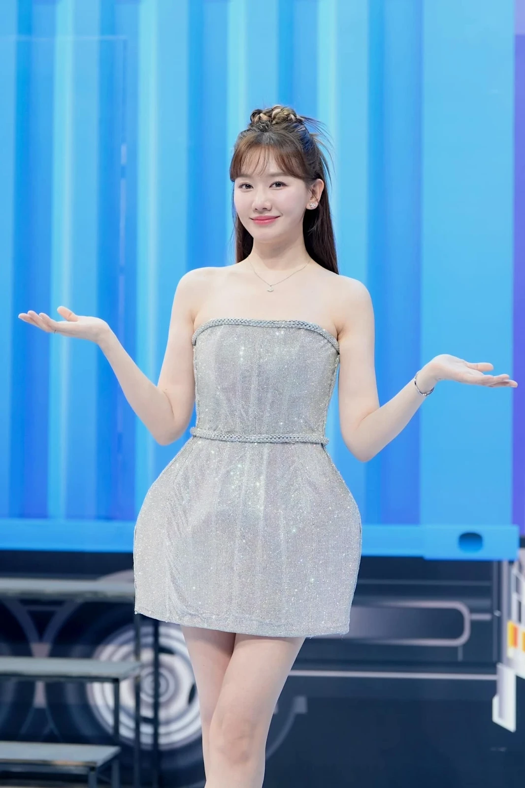 Hari Won gặp họa ở mặt sau drama giám khảo, chồng nhắn 1 câu rơi nước mắt - Hình 4