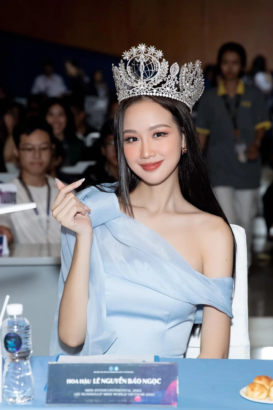 Rộ tin Phạm Hương - Hà Hồ hội ngộ, cùng làm giám khảo Miss Universe Việt Nam? - Hình 7