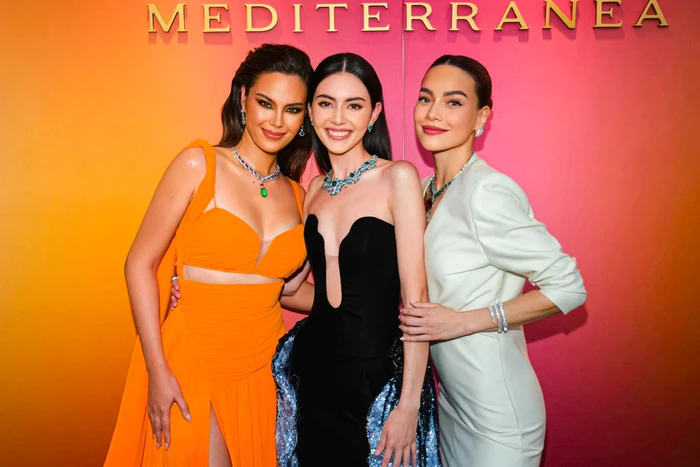 Rộ tin Phạm Hương - Hà Hồ hội ngộ, cùng làm giám khảo Miss Universe Việt Nam? - Hình 5
