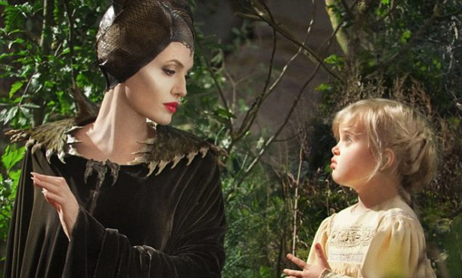 Con gái út nhà Angelina Jolie bị Pax Thiên dạy hư, làm điều hơn thua chị gái - Hình 6