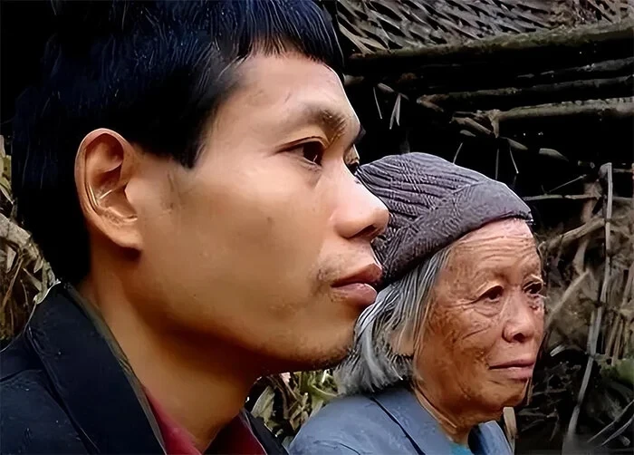 Cụ bà U80 cưới thanh niên 24, khi mất nói 1 câu xót xa, chồng trẻ hiện ra sao? - Hình 1