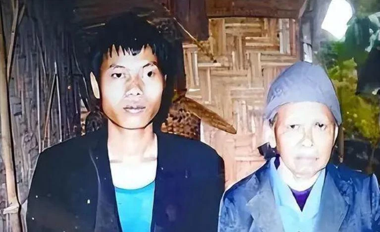 Cụ bà U80 cưới thanh niên 24, khi mất nói 1 câu xót xa, chồng trẻ hiện ra sao? - Hình 4