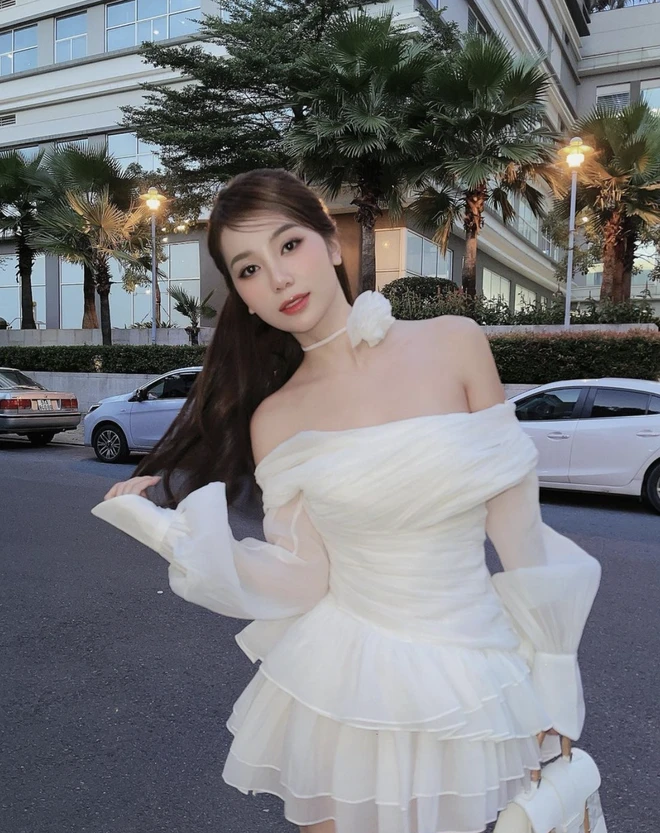 Hoang Kim Chi is Shark Binhs rumored doll, very educated, once competed in Miss Grand - Photo 8
