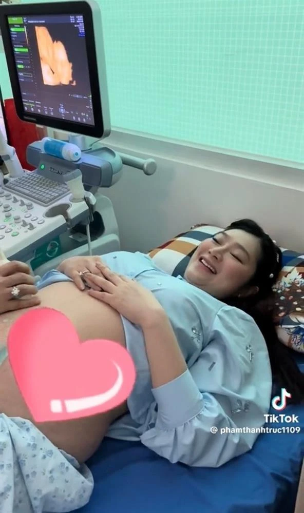 Diễn viên Thanh Trúc vừa làm điều thiêng liêng, tiết lộ giới tính em bé - Hình 1