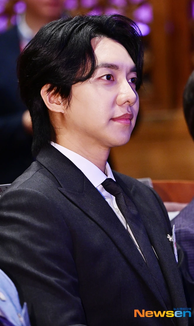 Visual tàn tạ của Lee Seung Gi sau ồn ào con rể l.ừa đ.ảo - Hình 3