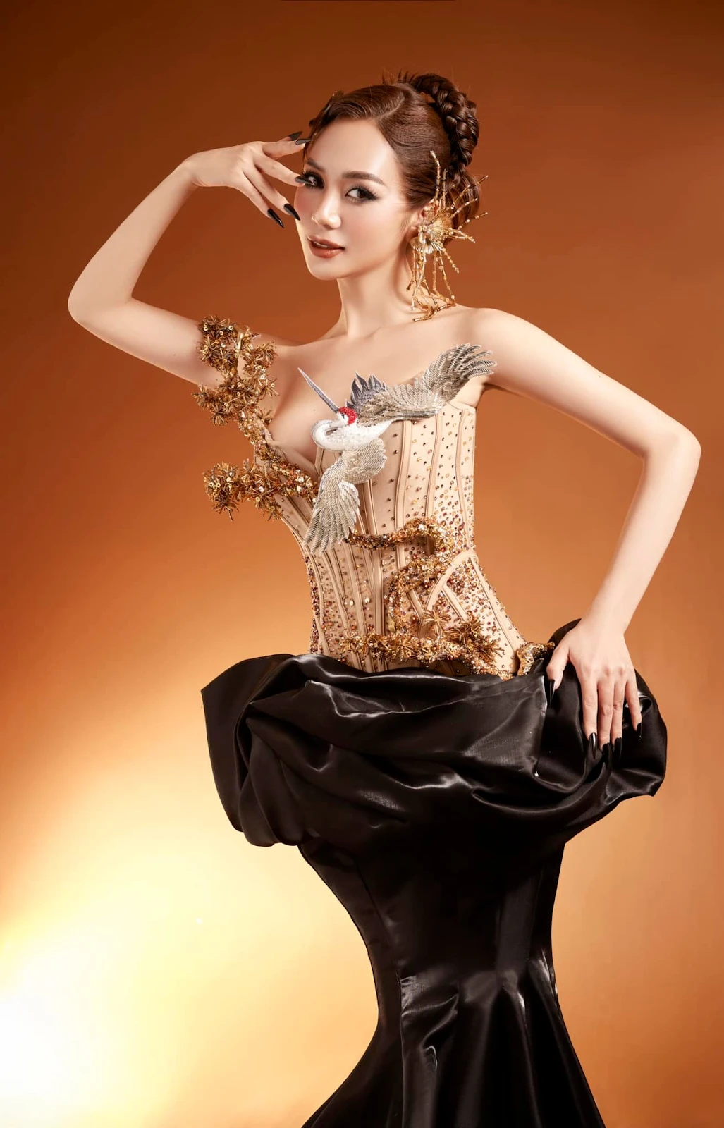 Lộ nàng hậu bị đồn tiểu tam cướp Shark Bình từ Phương Oanh, bị CĐM tấn công - Hình 4