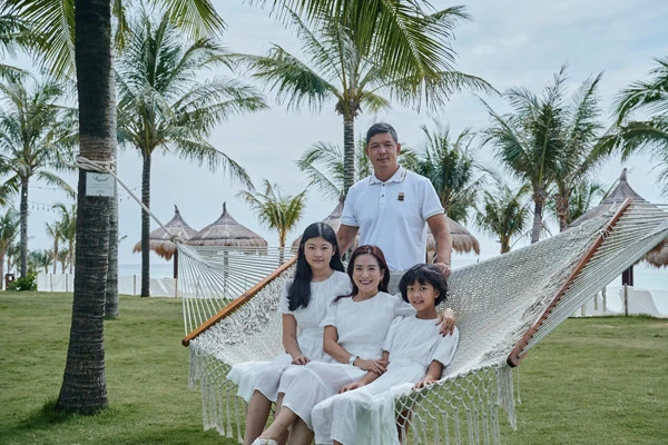 Anh Thơ: Bà xã Siêu mẫu Bình Minh, nữ doanh là bạn thân 20 năm của Thanh Hằng - Hình 1