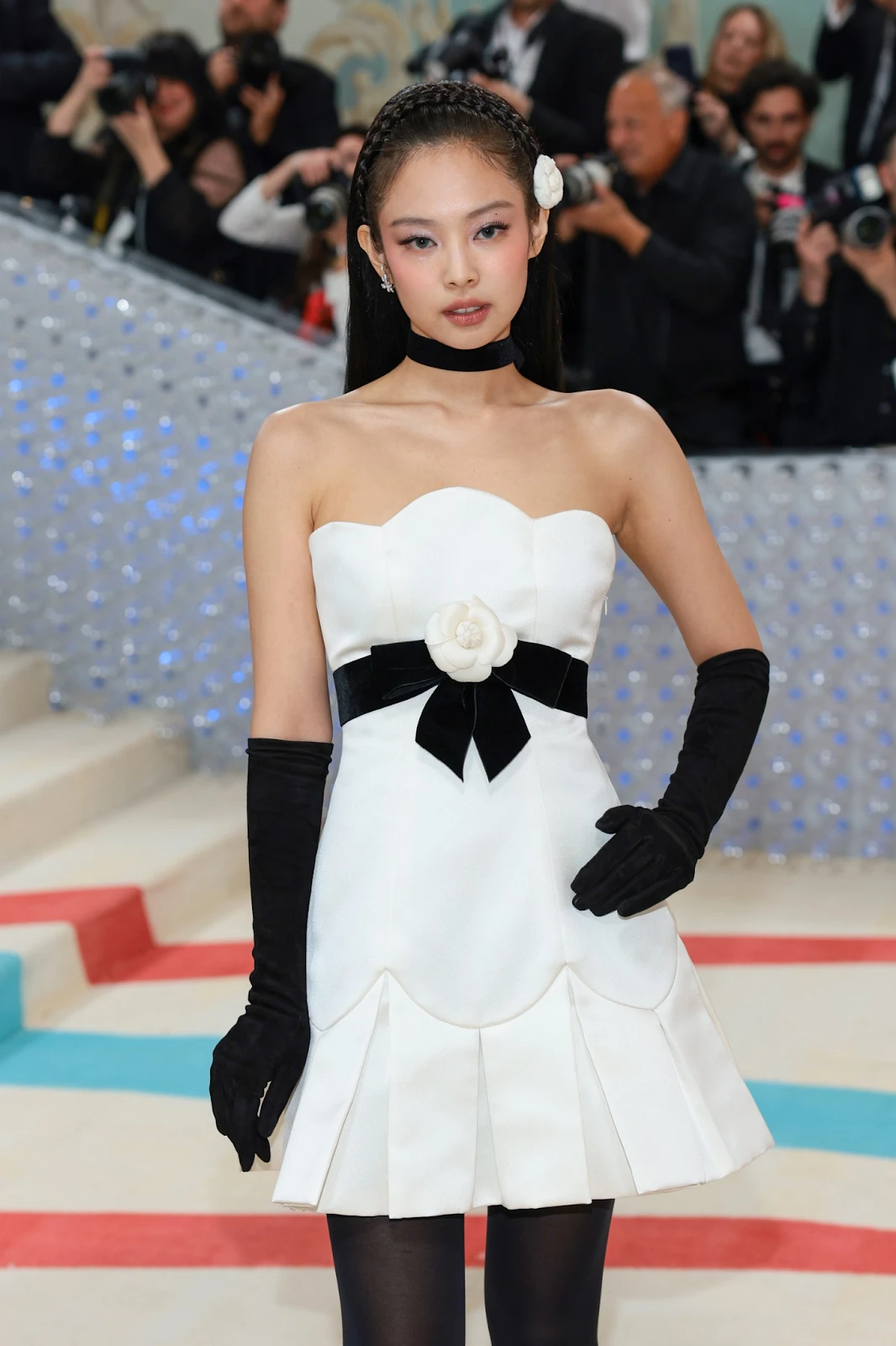 Jennie (BLACKPINK) mang nhục với tiền bối, đàn anh phán 1 câu khó ngóc đầu - Hình 6