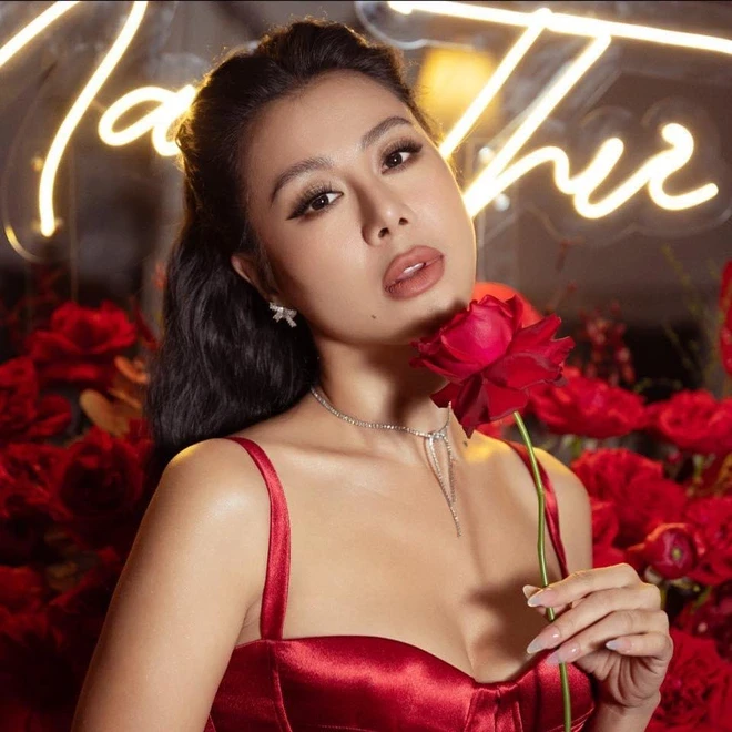 Nam Thư bị soi có hành tung khó hiểu giữa lùm xùm tình ái, kiếp nạn chưa dứt - Hình 3