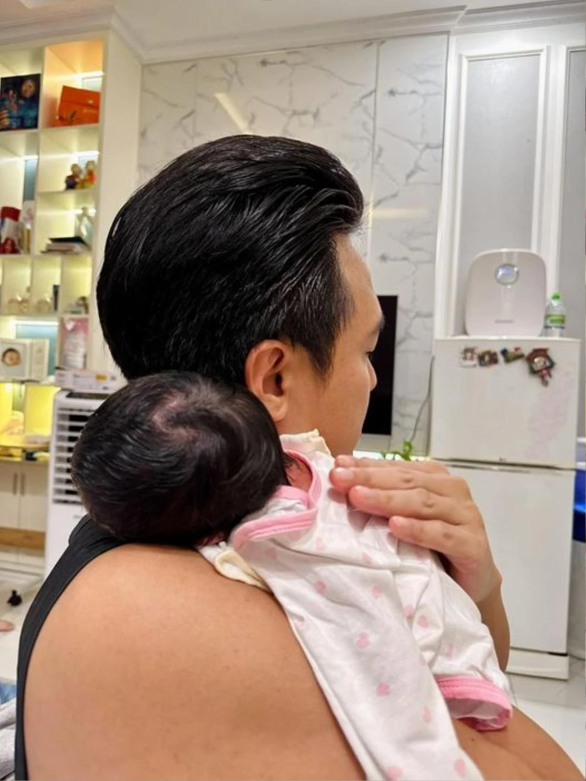 Chồng Kha Ly khoe con gái có điểm đặc biệt, Thanh Trúc thảng thốt nói điều này - Hình 1