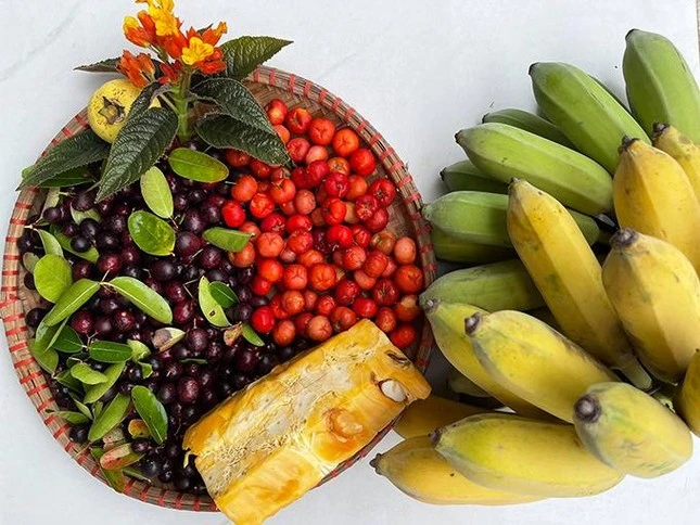 NSƯT Việt Hoàn: cuộc sống giàu nứt vách, lấy vợ xinh như hoa hậu vẫn tan vỡ - Hình 8