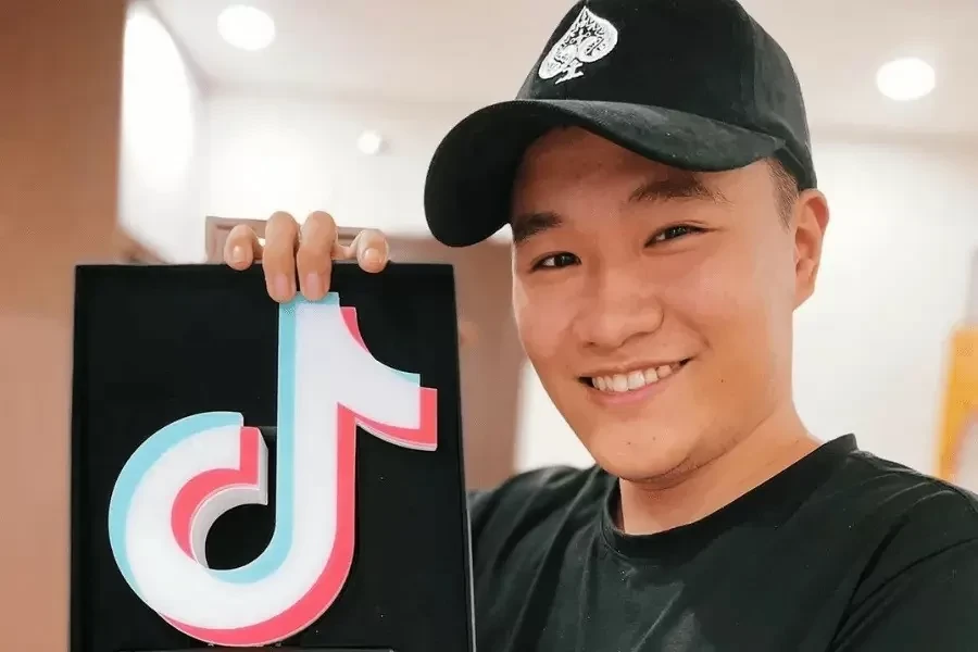 Gia quyến TBT: khuyên nghỉ ngơi nhưng không được, làm 1 điều ý nghĩa lần cuối - Hình 6