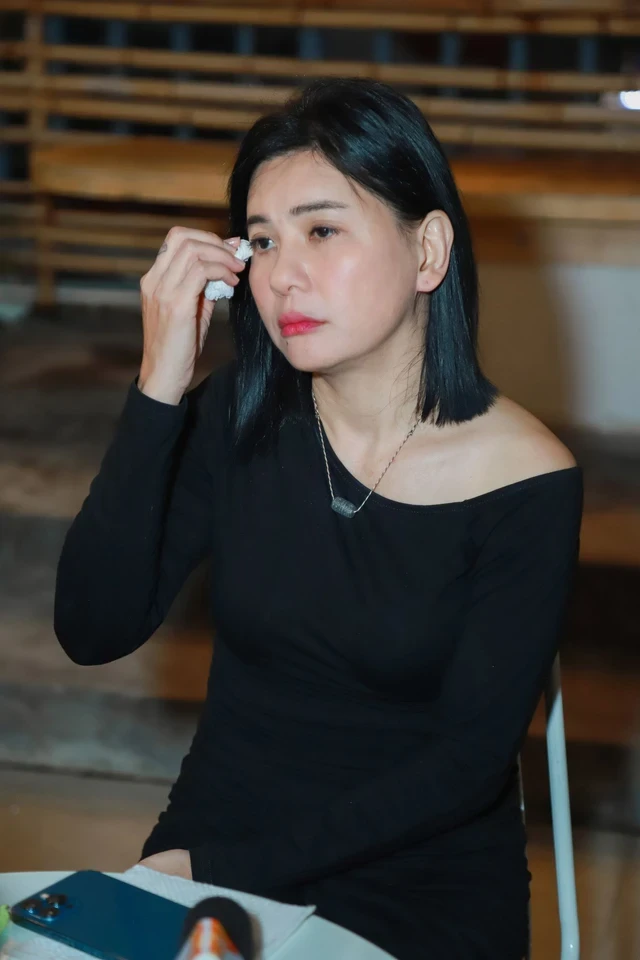 Cát Phượng bị người lạ tấn công, xin tiền trắng trợn, tiết lộ tài chính kiệt quệ - Hình 1