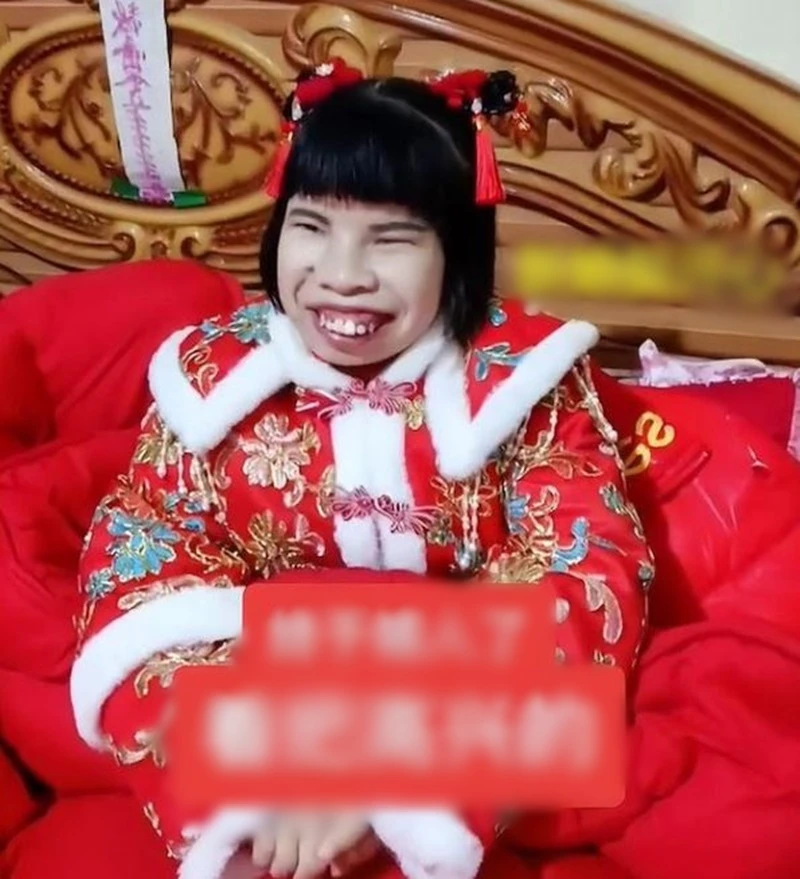 Chú rể nghèo cưới vợ ở nhà rách, đổi đời nhờ dấn thân sáng tạo nội dung - Hình 11