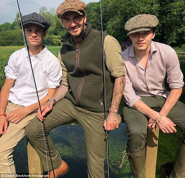 Beckham bị tẩy chay chỉ vì đi câu cá, nhờ phản ứng của CĐM mới vỡ lẽ? - Hình 4