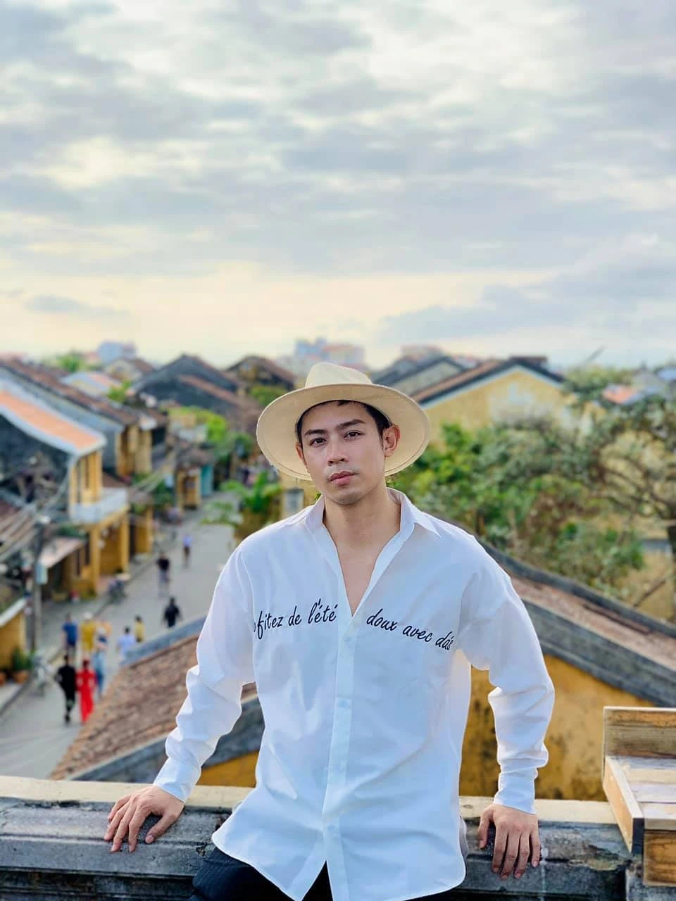 Trần Thanh Tùng: MC thời tiết của VTV, gây sốt vì quá đẹp trai, học vấn khủng - Hình 7