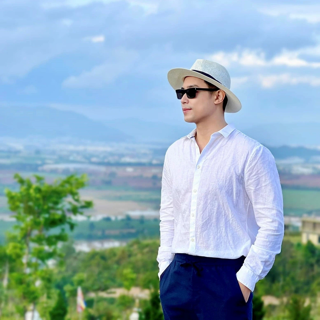 Trần Thanh Tùng: MC thời tiết của VTV, gây sốt vì quá đẹp trai, học vấn khủng - Hình 6