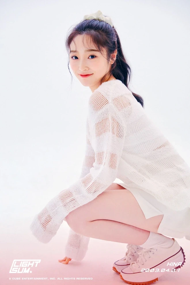 Lightsum: Em gái (G)I-DLE, sở hữu thành viên có visual hệt Nayeon và Jennie - Hình 8