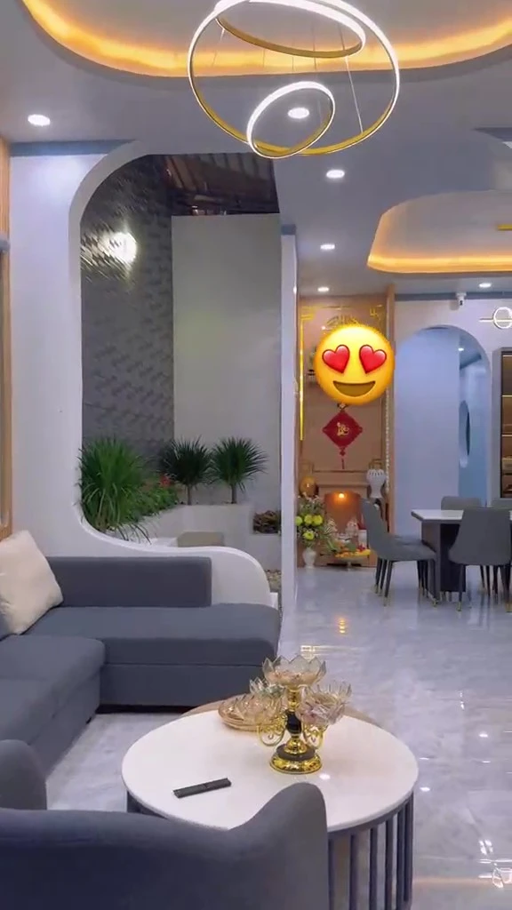 Huyền Phi: từ nhà tạm bợ phất lên tiền tỉ, cặp bài trùng với Hằng Du Mục? - Hình 4