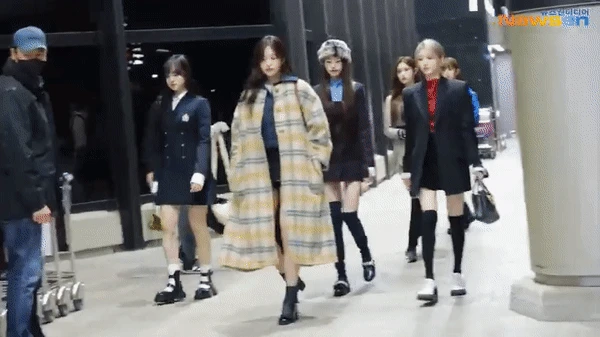 Clip triệu view: Jang Won Young gây phẫn nộ vì ham giật spotlight trên sân khấu, chèn ép cả em út IVE - Hình 7