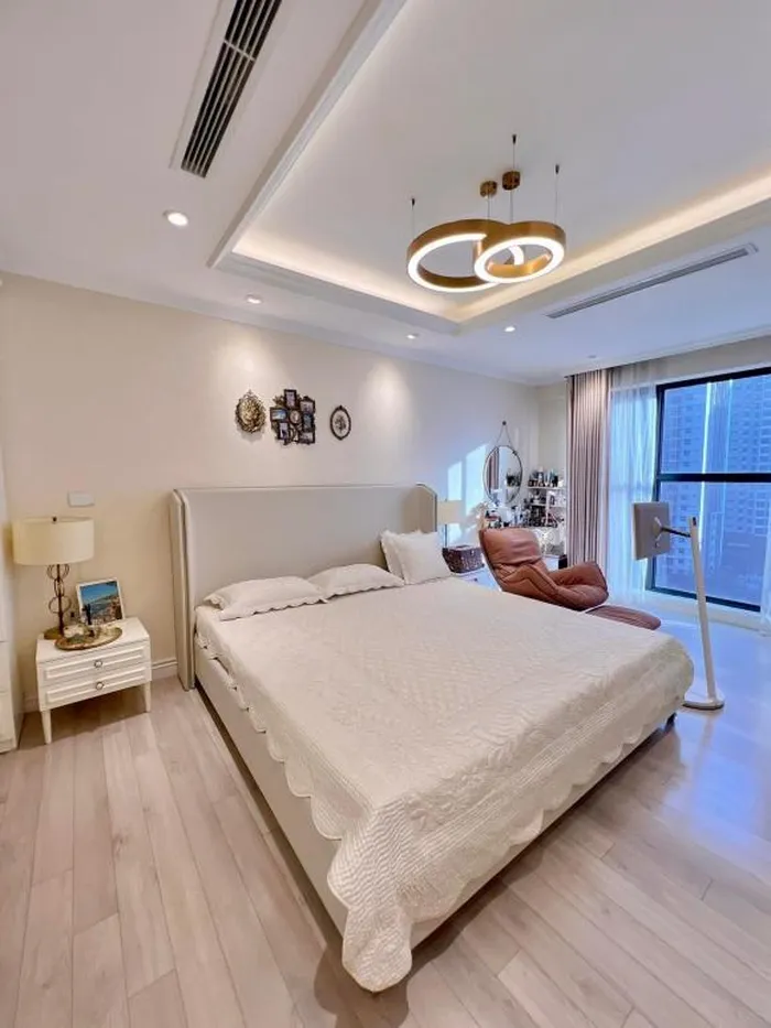 Diva Hồng Nhung khoe cách giấu ổ điện trong penthouse 450m2, gợi nhớ cách giấu đồ trong nhà tài tình của một MC VTV - Hình 22