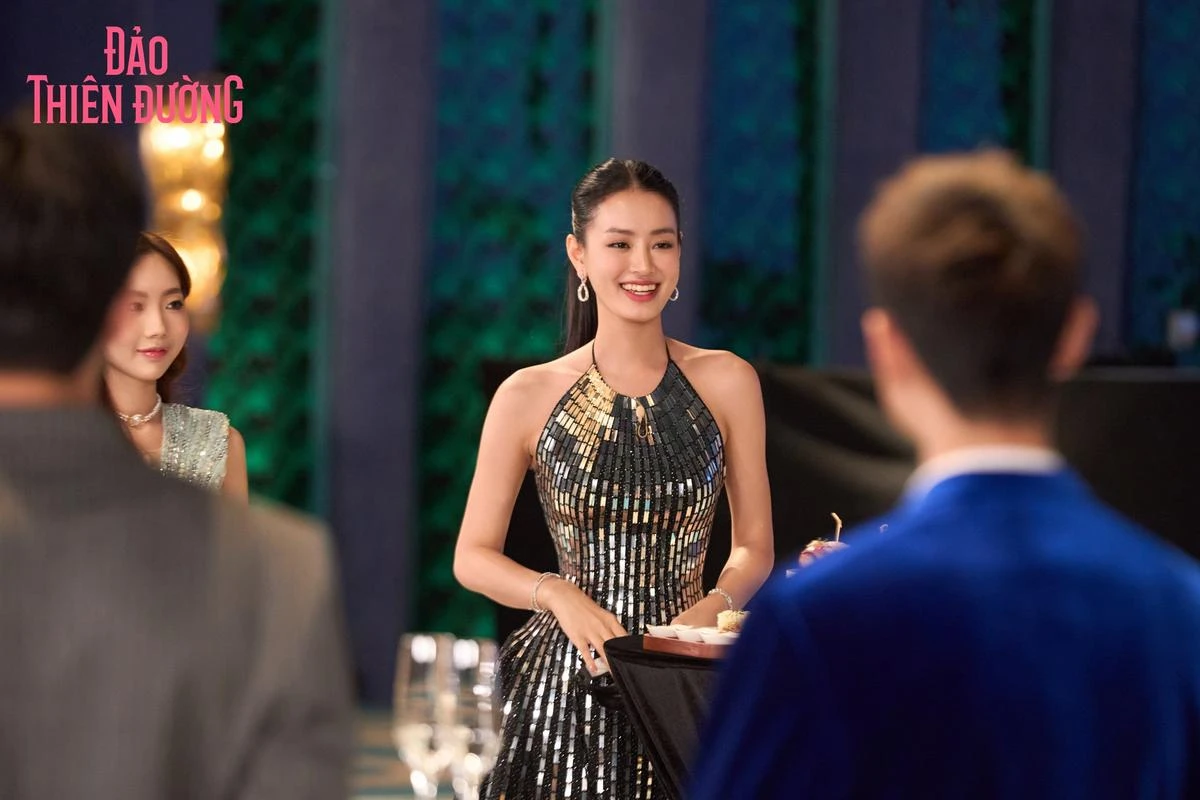 Một Á hậu chưa hết nhiệm kỳ đã kéo 5 vali đi kiếm người yêu, ngồi show hẹn hò - Hình 5