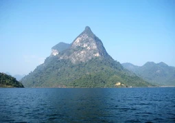 Na Hang - vẻ đẹp huyền bí - Hình 2