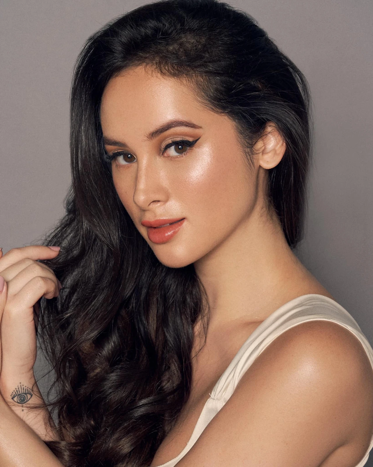 Miss Universe: Việt Nam bớt đi 1 đối thủ mạnh nhưng phải dè chừng cô gái này! - Hình 3