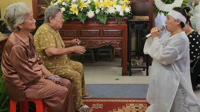 Soạn giả Tô Thiên Kiều: Yêu trai tân kém 12 tuổi vè cái kết khiến ai cũng xót xa - Hình 7