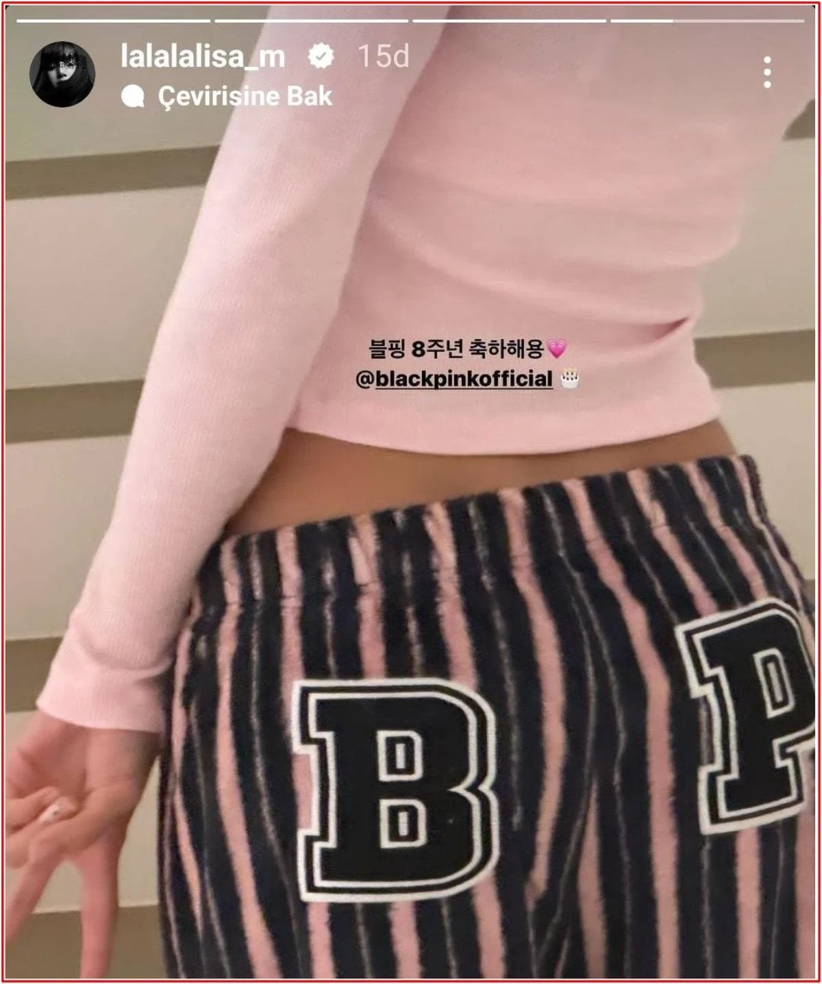 Lisa (BLACKPINK) liên tục có động thái lạ, bất ngờ bị dân mạng cà khịa cực gắt - Hình 2