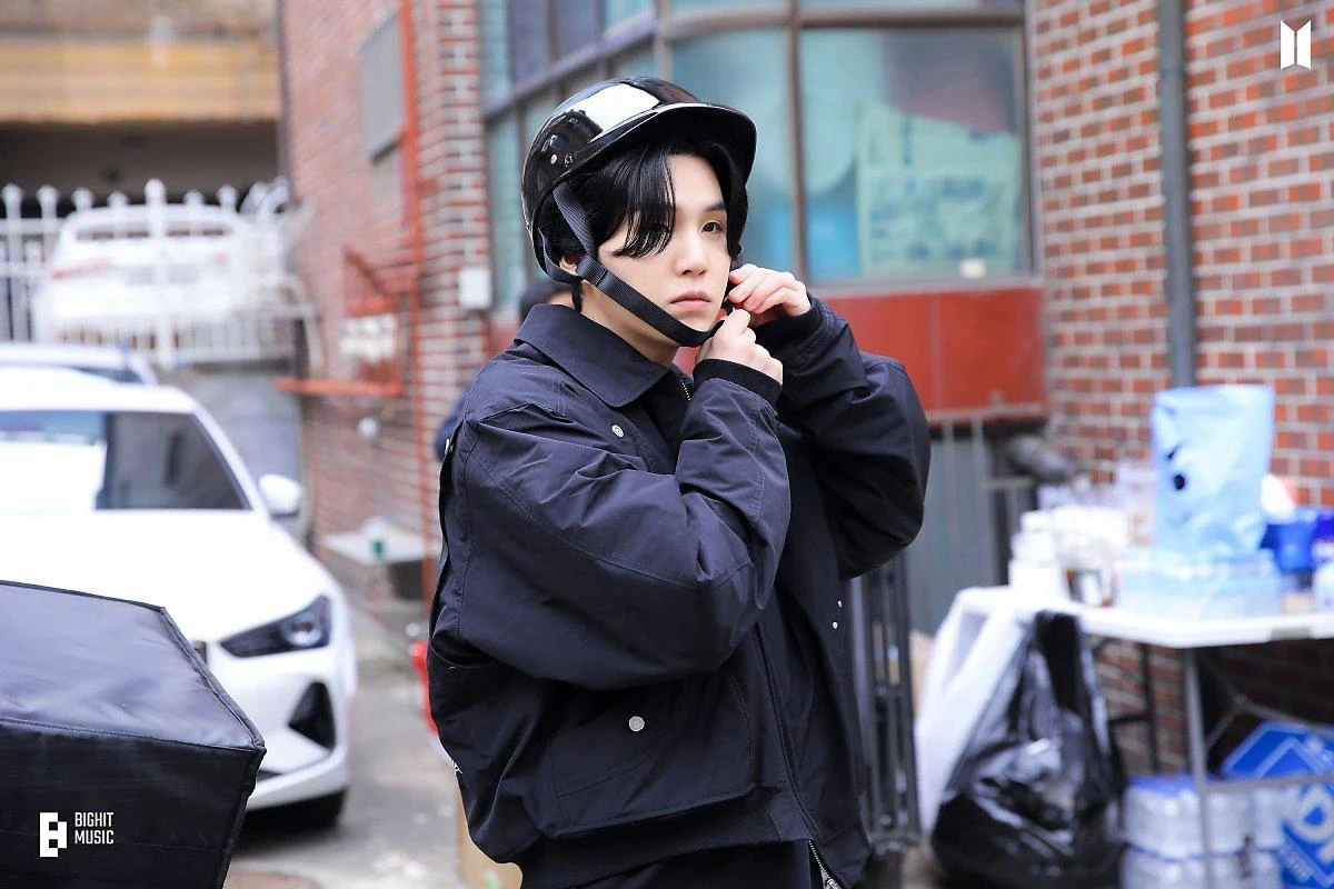 Suga bị buộc giải nghệ, rời nhóm BTS để chuộc tội, đối diện 5 năm tù tội? - Hình 3