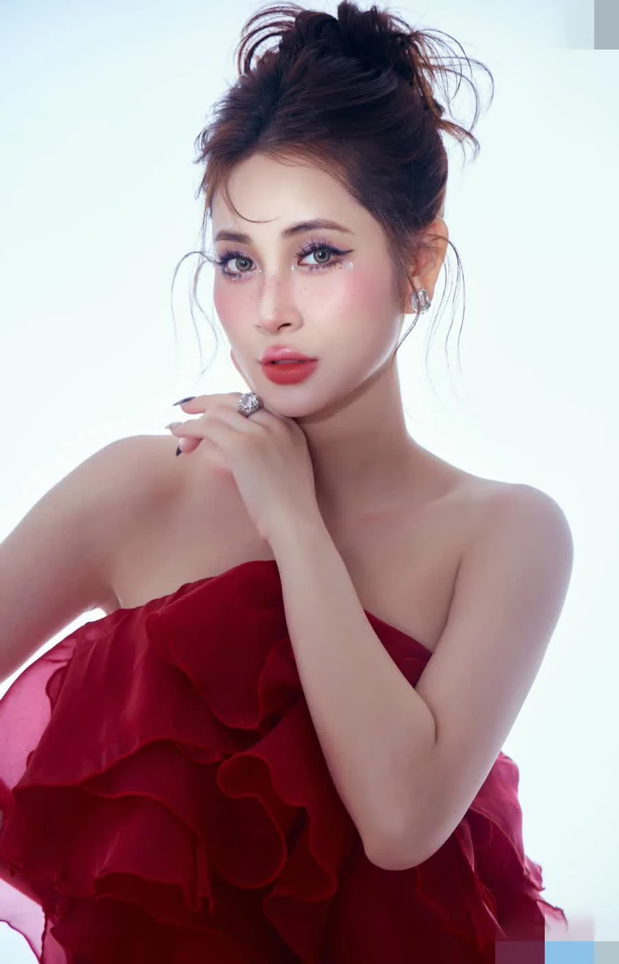 Ca sĩ Thiên My: Nhà có điều kiện nên ít chạy show, nhiều lần bị gạ gẫm làm vợ bé - Hình 5