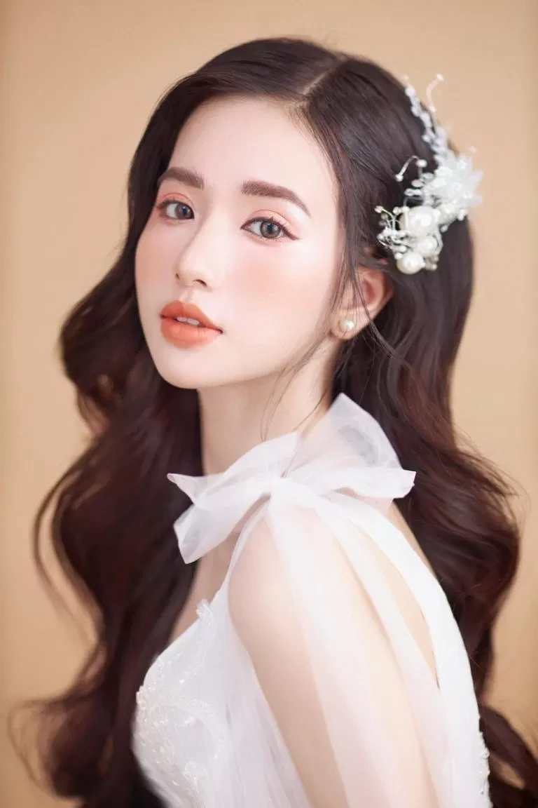 Nguyễn Mai Linh: Tình cũ Trọng Hùng, cựu sinh viên FPT, đẹp hết phần thiên hạ - Hình 2