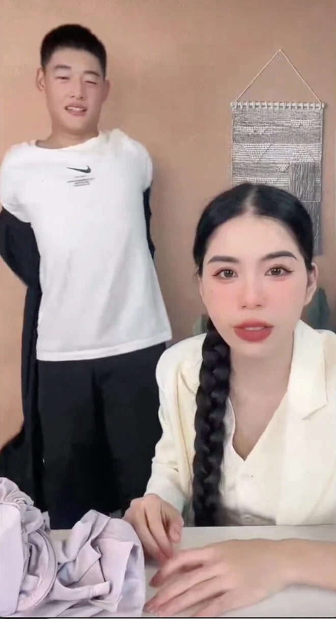 Hằng Du Mục khó đi thêm bước nữa, lý do liên quan đến 2 con riêng chồng cũ? - Hình 7