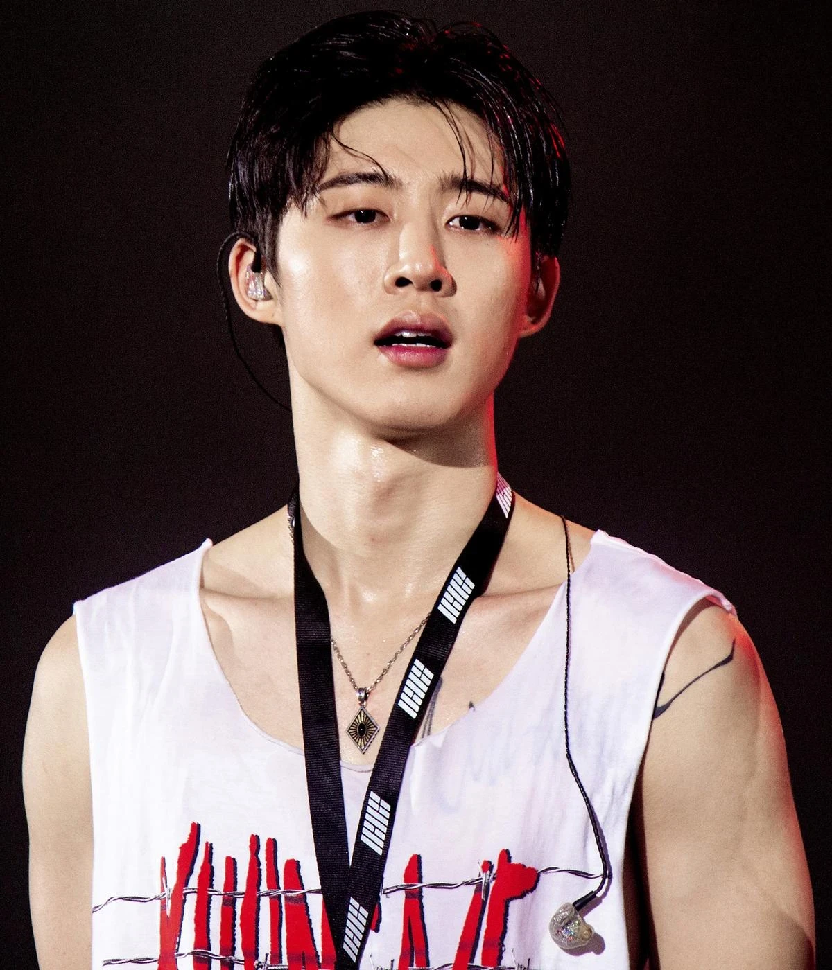 B.I cựu trưởng nhóm khét nhất IKON, sẽ tái xuất đỉnh tại VN hậu scandal xà cân - Hình 1