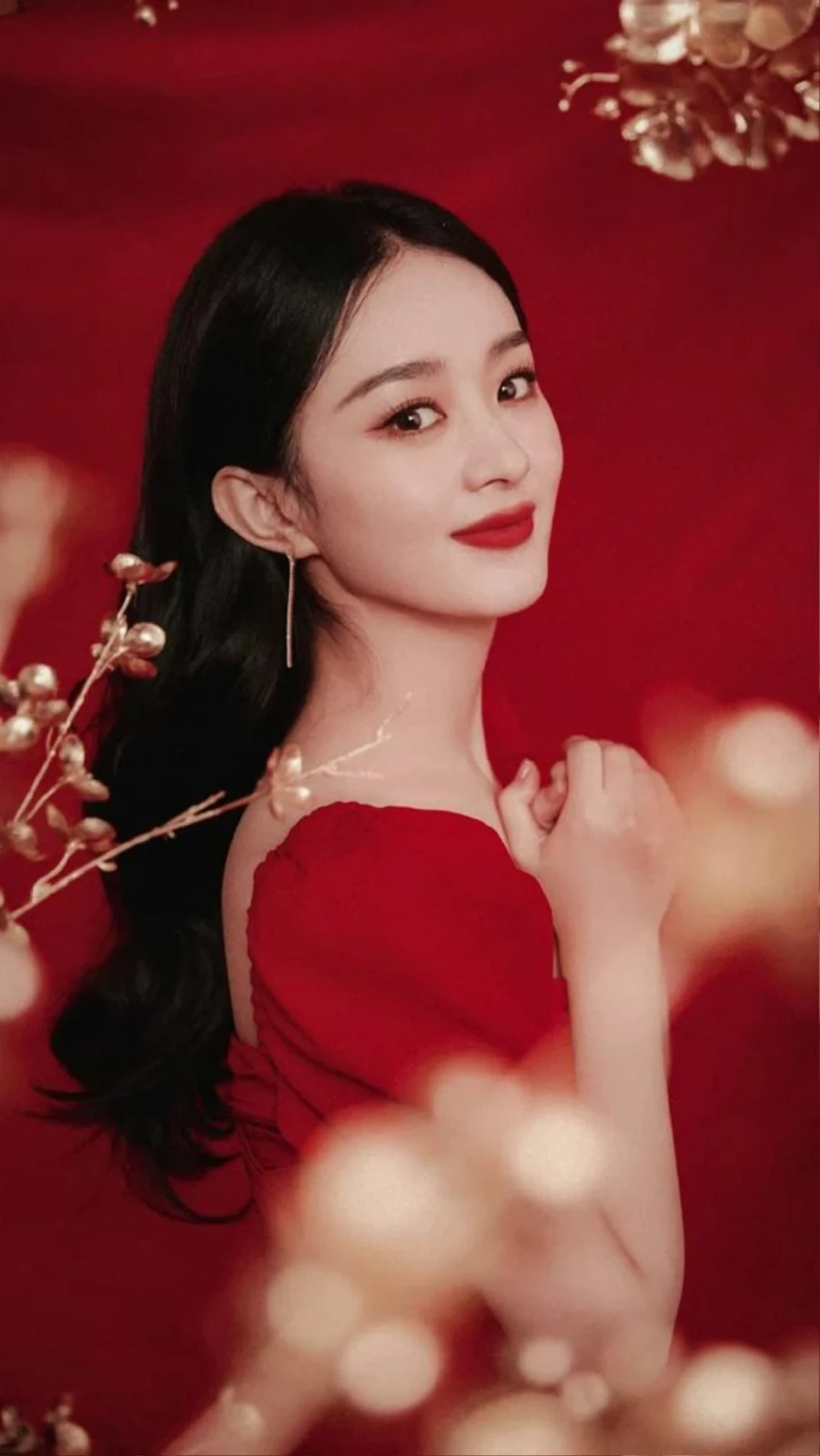 Triệu Lệ Dĩnh báo hỷ lớn với nam đạo diễn, fan ồ ạt chúc mừng vì chờ hơi lâu - Hình 3