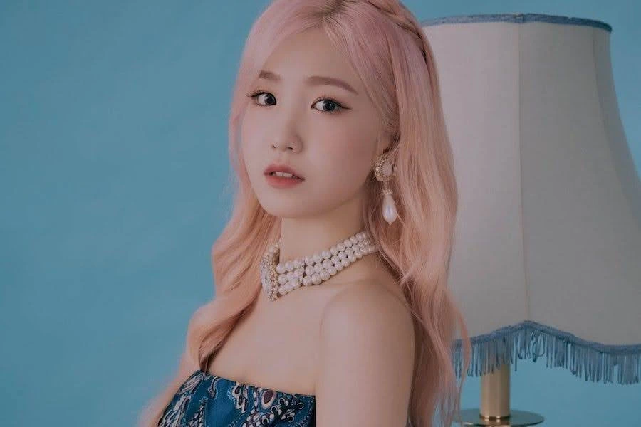 Hitomi cựu thành viên IZ*ONE diễn xuất thảm họa, nuôi mộng Jennie (BlackPink)? - Hình 4