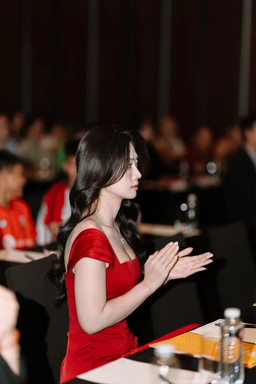 Lê Bống hé lộ về bạn trai sau quyết định trữ đông trứng, bất ngờ có 15 đứa con - Hình 1
