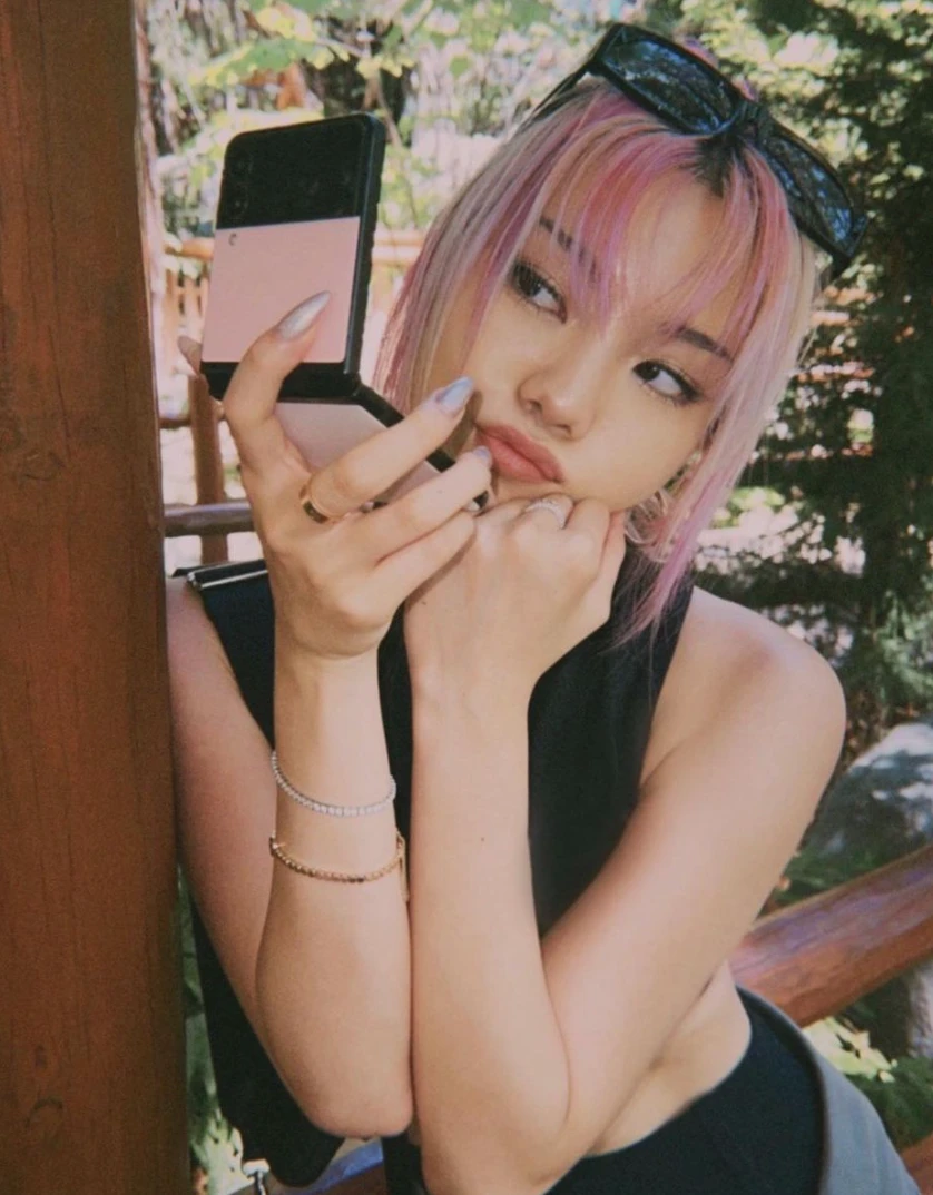 Bailey Sok (MEOVV): Idol 2k4 toàn năng, 3 tuổi đã học múa, vũ đạo miễn bàn - Hình 7