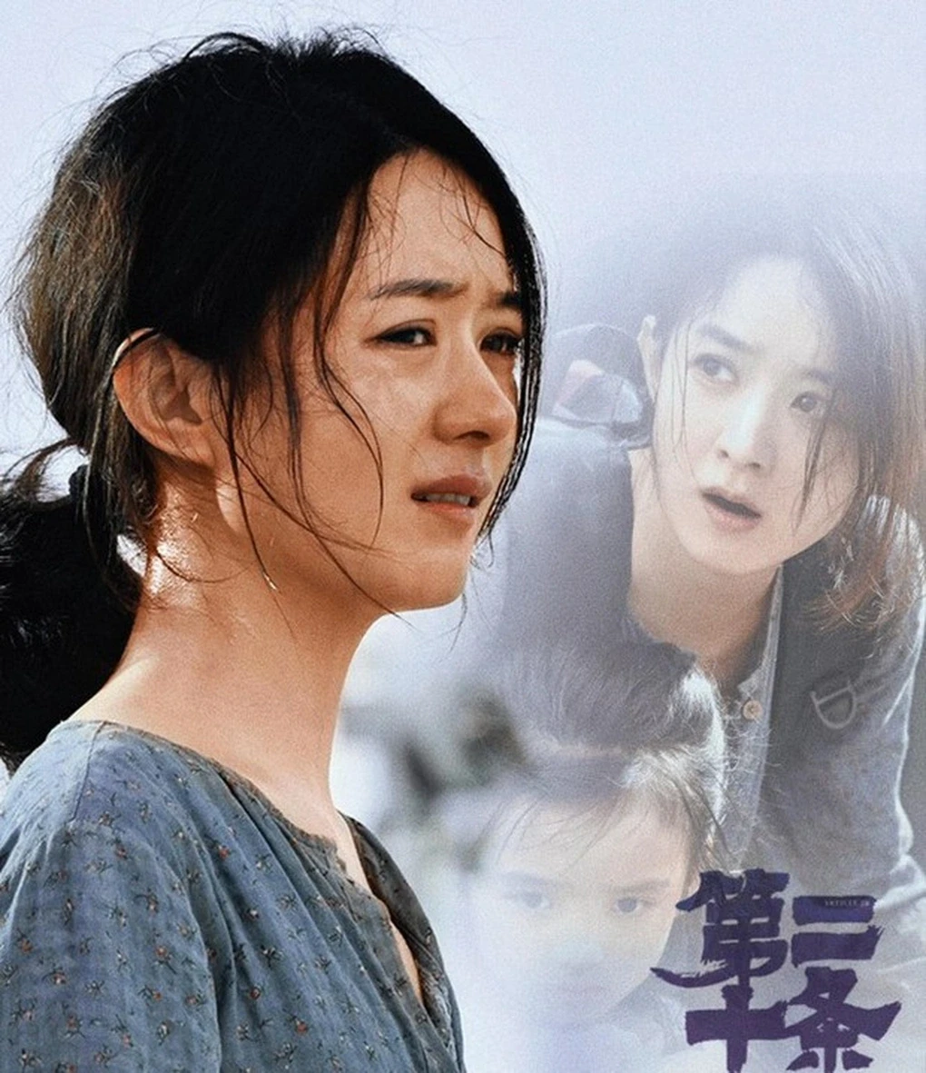 Triệu Lệ Dĩnh flop nặng hậu giải Bách Hoa, chỉ nổi nhờ 1 người đàn ông o bế? - Hình 4