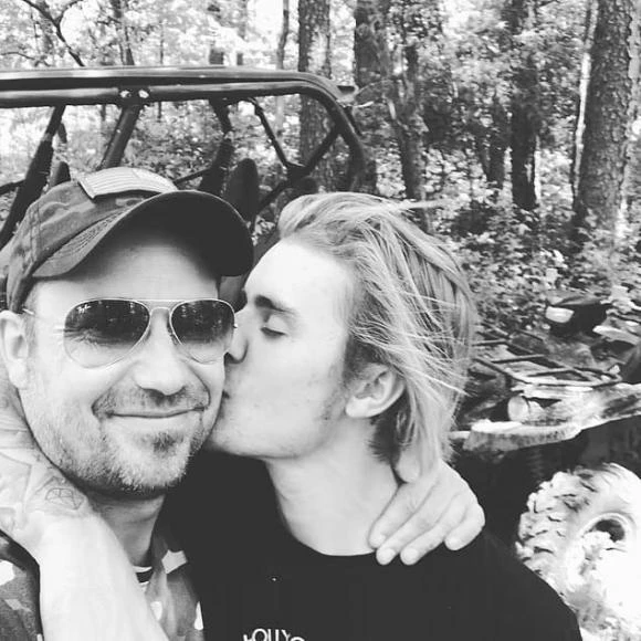 Justin Bieber đặt tên con liên quan đến người đặc biệt, Hailey phản ứng bất ngờ - Hình 3