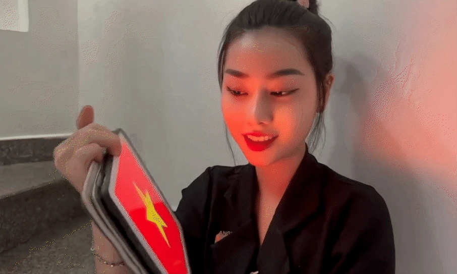 Bắt trend cờ đỏ sao vàng kiểu mới: Không cần lên nóc nhà, già trẻ đều làm được - Hình 2