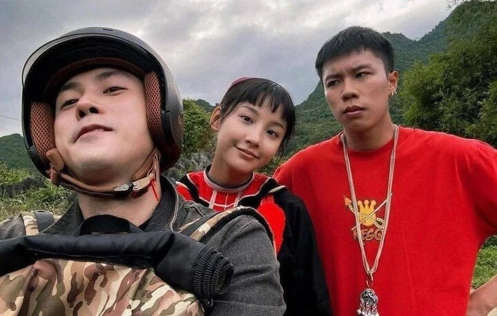 Pu bị ghép video nhạy cảm, Chải bỏ rơi, đi chơi với người yêu mới - Hình 2